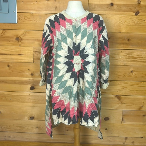 Magnolia Pearl Tops - EUC like new Magnolia Pearl patchwork quiltwork quilted Ines tunic top shirt XL